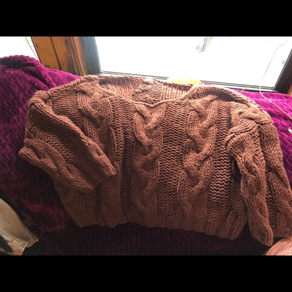 Crop sweater